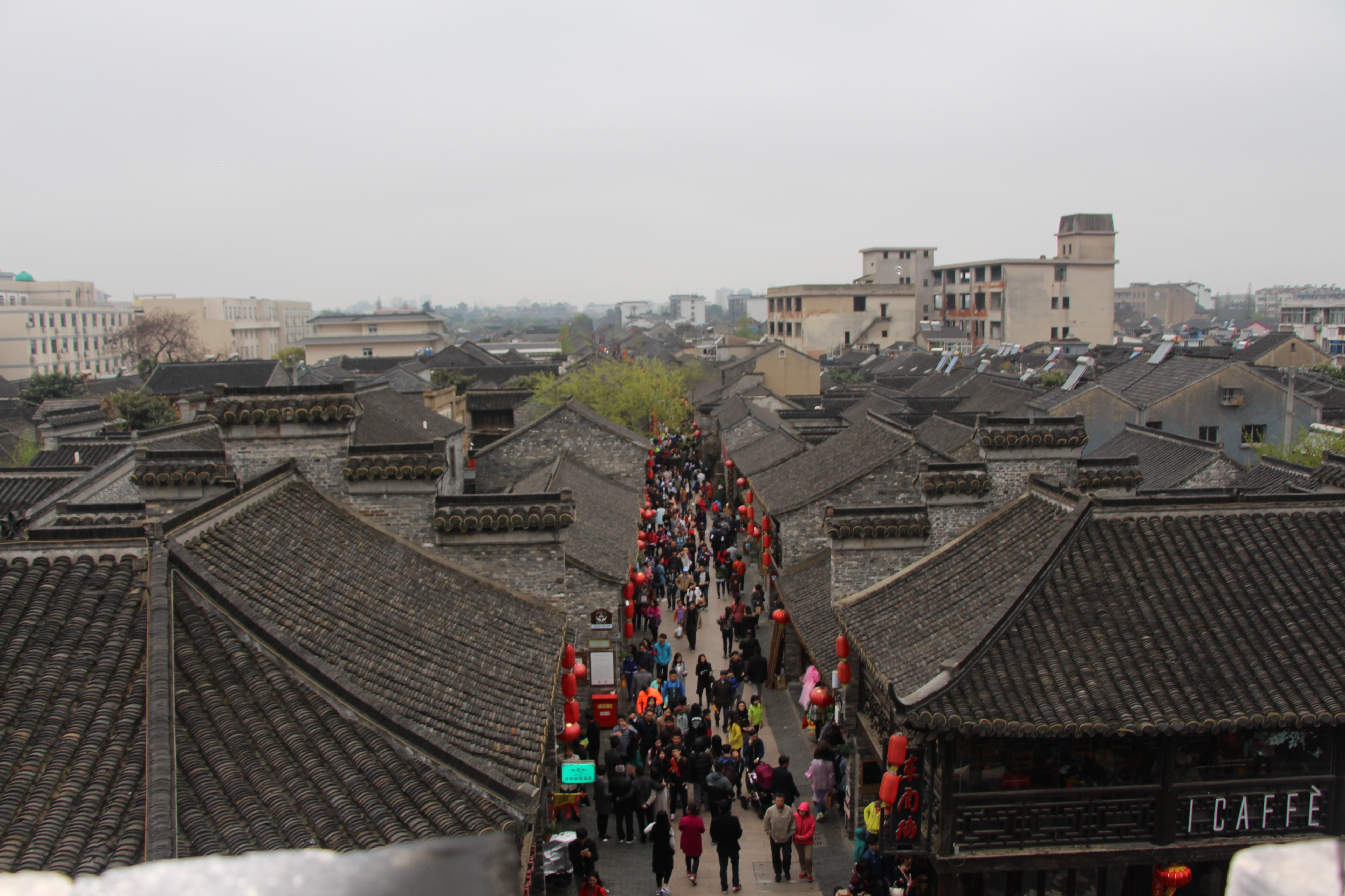 行走扬州古城最具有代表性的一条历史老街——东关街 - 扬州游记攻略【携程攻略】
