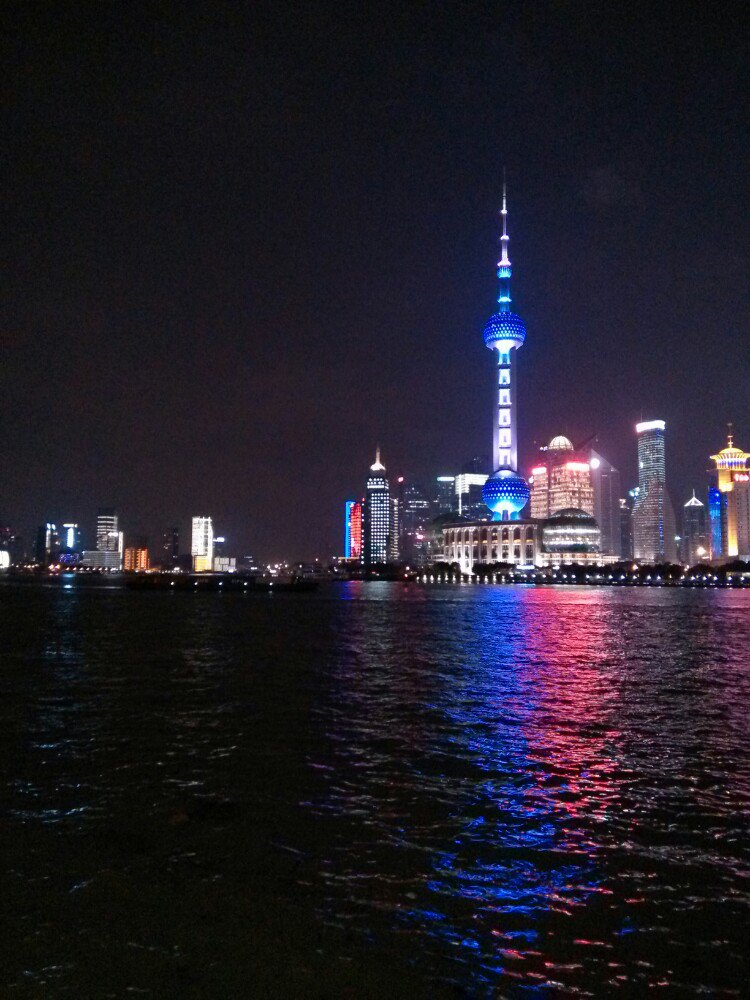 【携程攻略】上海外滩景点,夜景超美!我已无话可说!