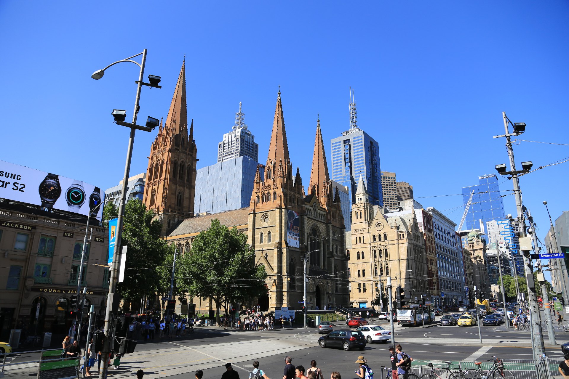 是墨尔本最早的英国式教堂,也是墨尔本市区最著名的地标建筑之一.