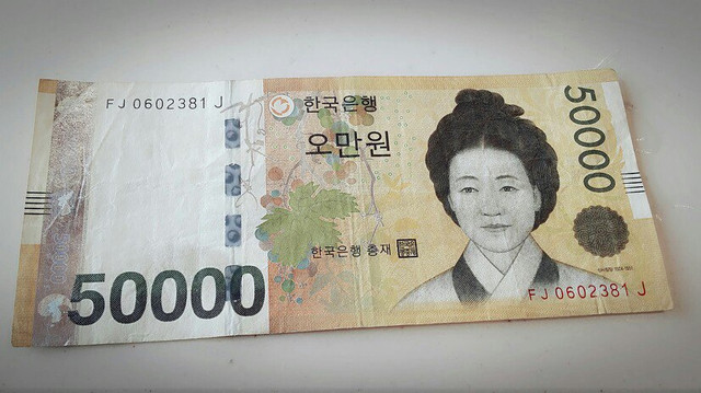 100000韩元