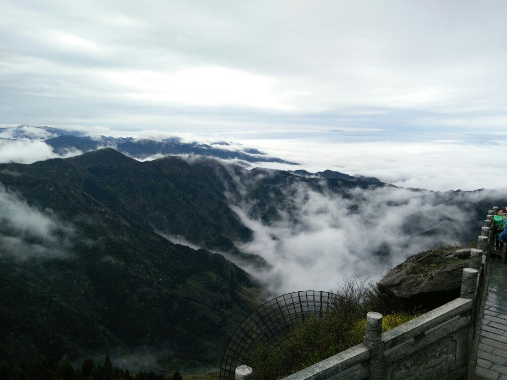 湖南南岳衡山旅游攻略(南岳衡山旅游攻略游记最完整详细指南)