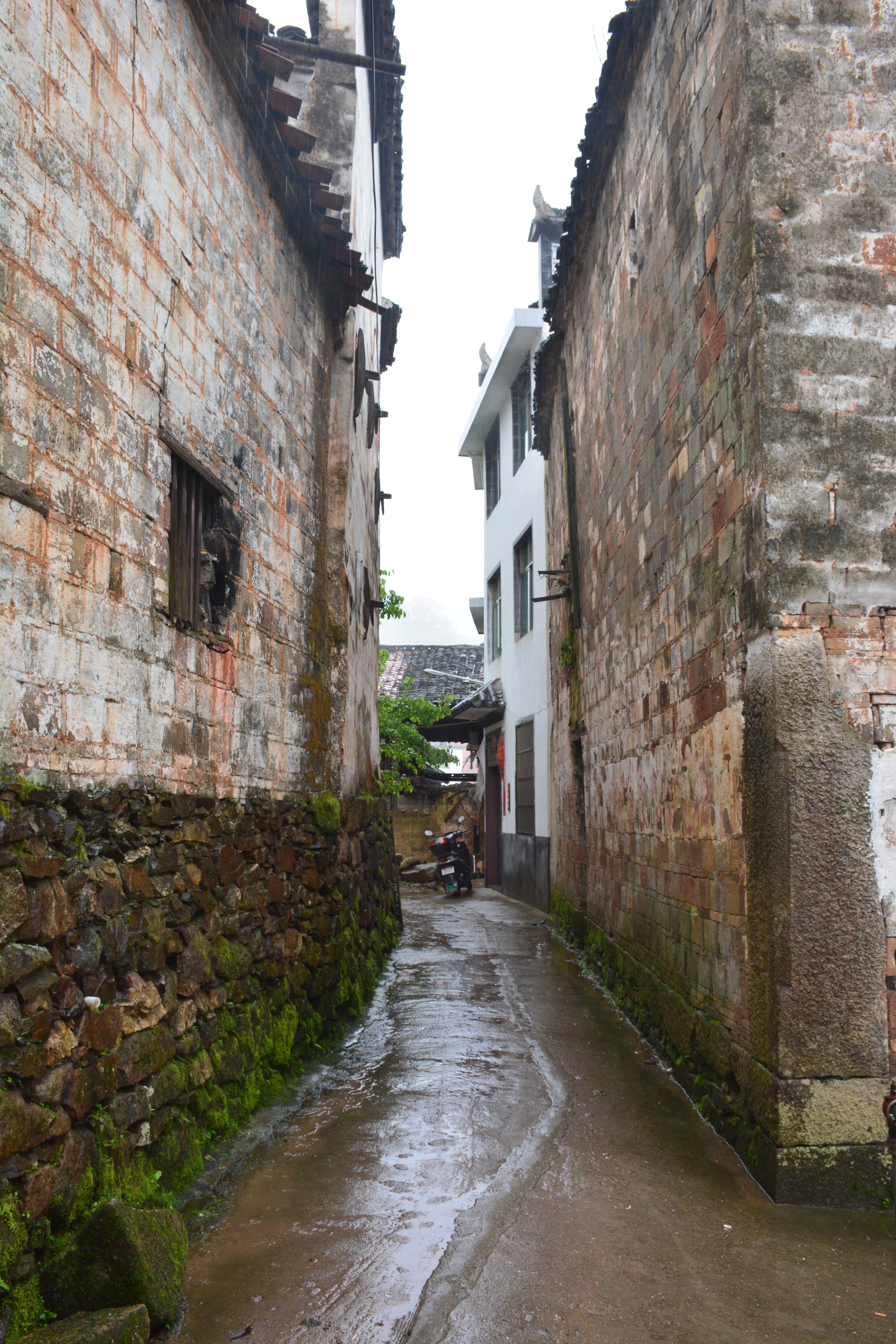 【携程攻略】婺源虹关景点,虹关村,这个村子是免费的,也是古村了.