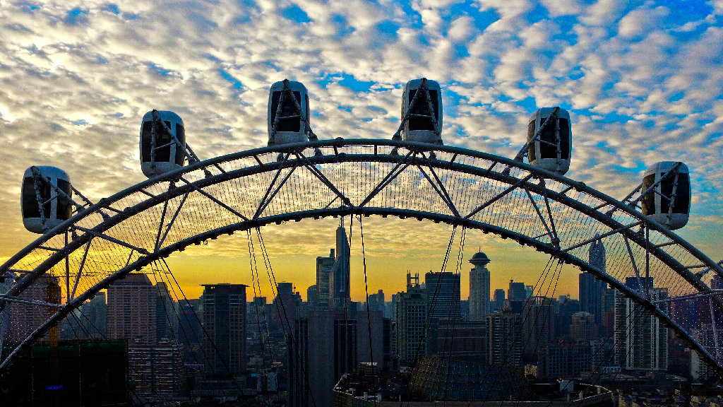 SKY RING 屋顶摩天轮