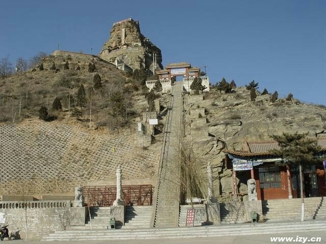 【攜程攻略】陝西二郎山景點,神木景點,爬上最頂峰,能看見神木全景