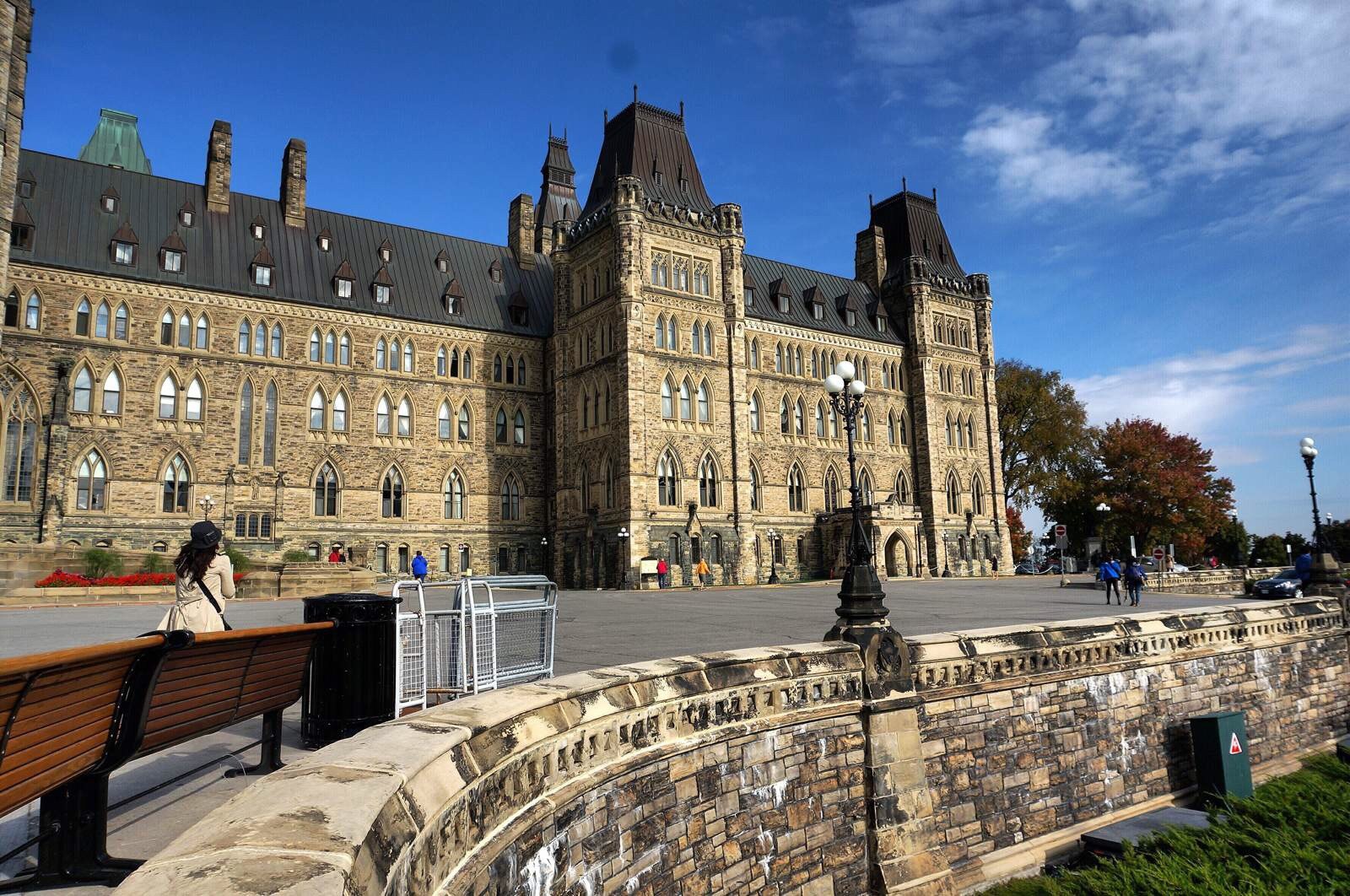 的國會山上(parliament hill),是渥太華乃至整個加拿大的象徵