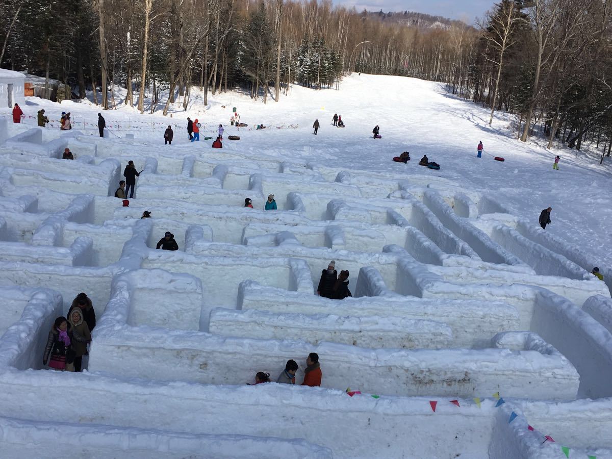 佛库伦雪圈公园图片