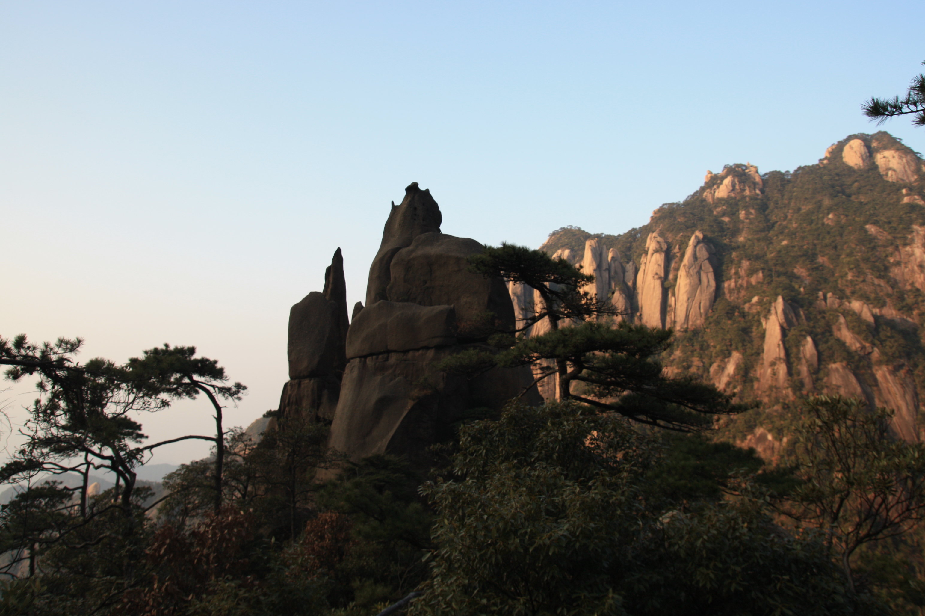 三清山蒲牢鸣天图片