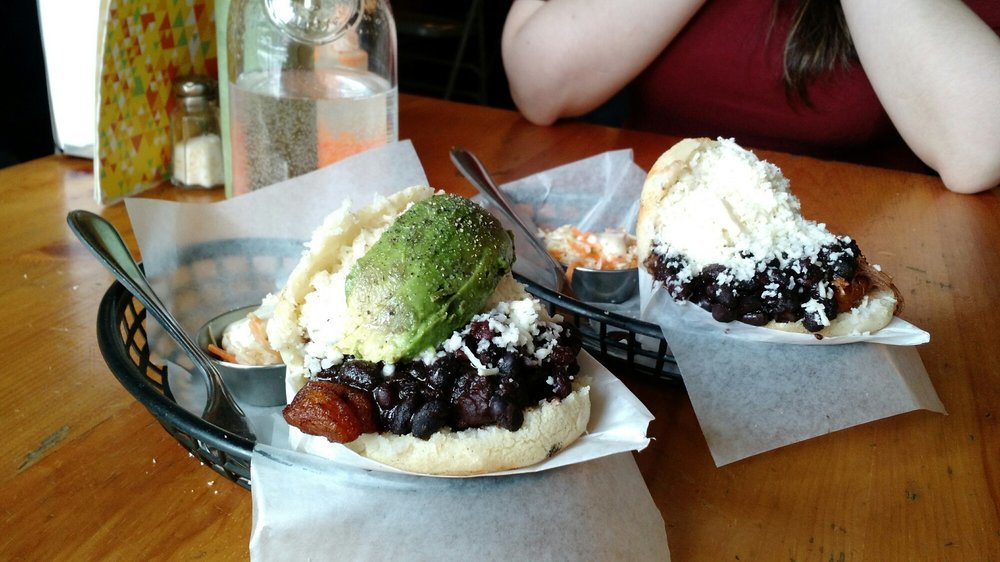 cafe crepe 5.0 分 2条点评 直线距离 100m