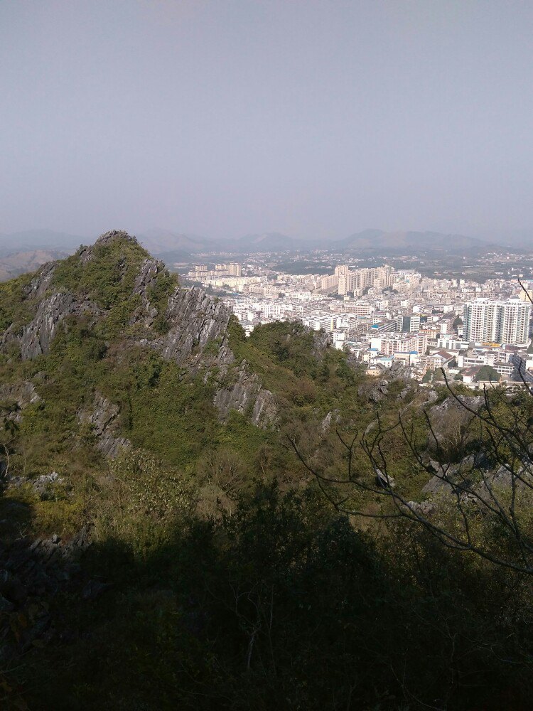 钦州六峰山好玩吗,钦州六峰山景点怎么样