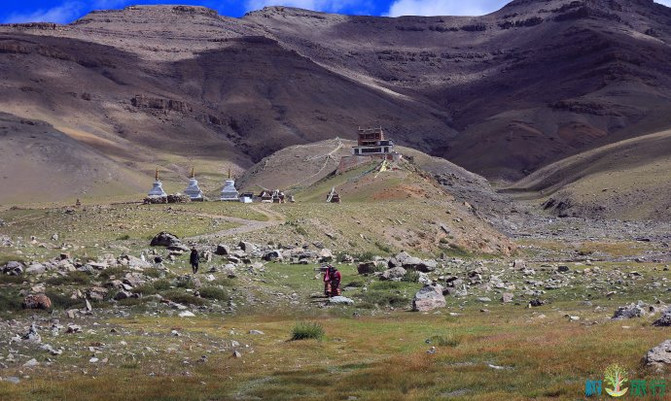 喜马拉雅山脉中国境内面积 CggYslaoNzaAa2D2AAFpZ41RZmE654_R_671_10000_Q90.jpg?proc=autoorient