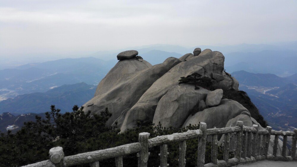 浏阳天柱峰图片