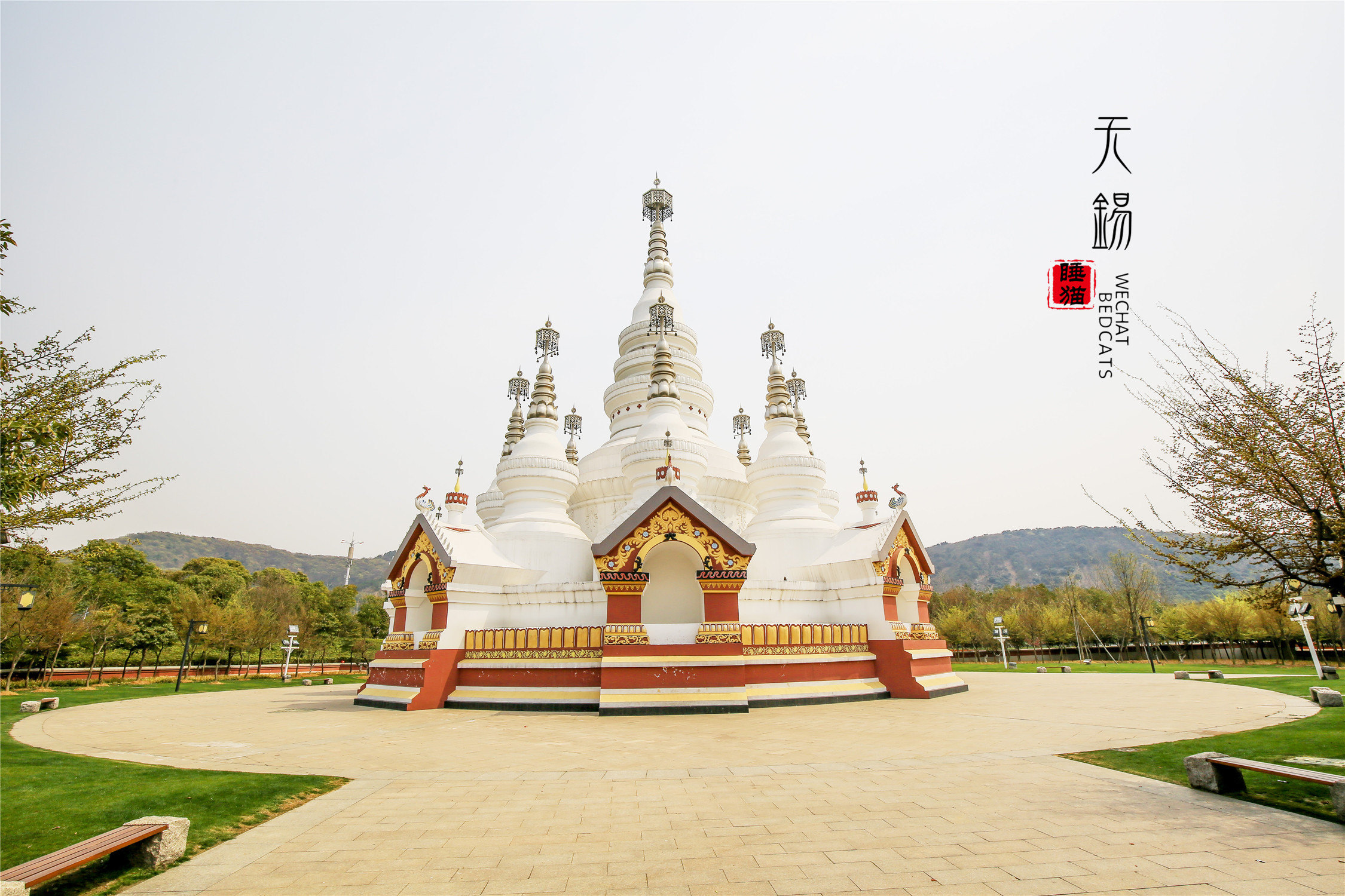 【携程攻略】灵山景区五印坛城景点,五印坛城的顶部完全使用了藏地