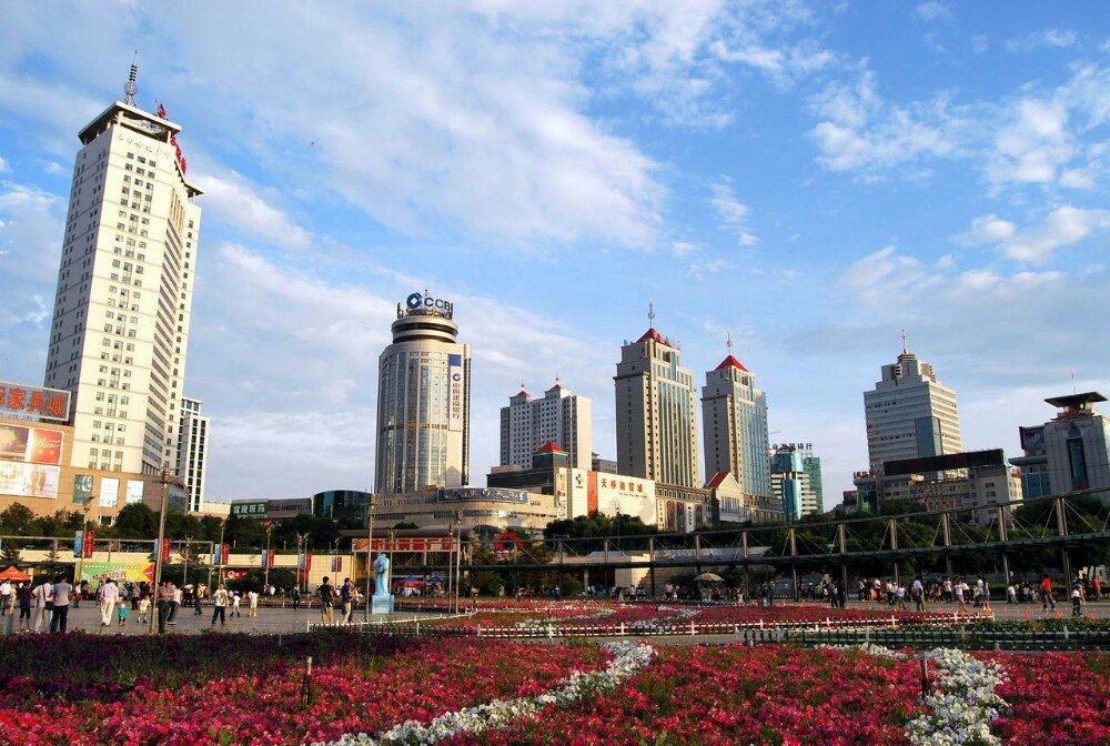 大桥犁花园