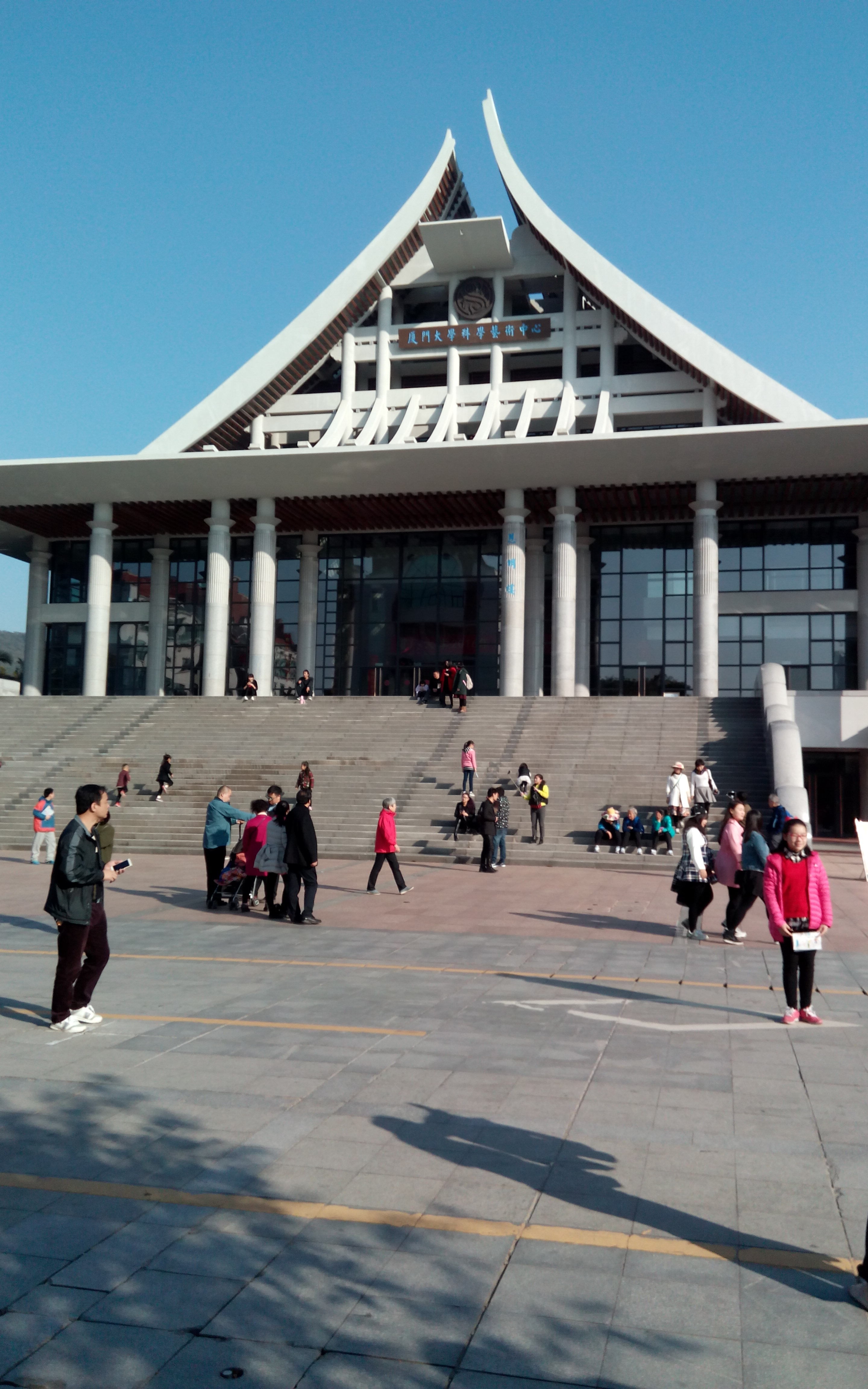 2021厦大一条街游玩攻略,厦大与南普陀寺相邻,在寺庙. 【去哪儿攻略】