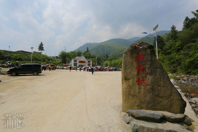 乐业县多少人口_乐业县罗妹莲花洞图片(3)