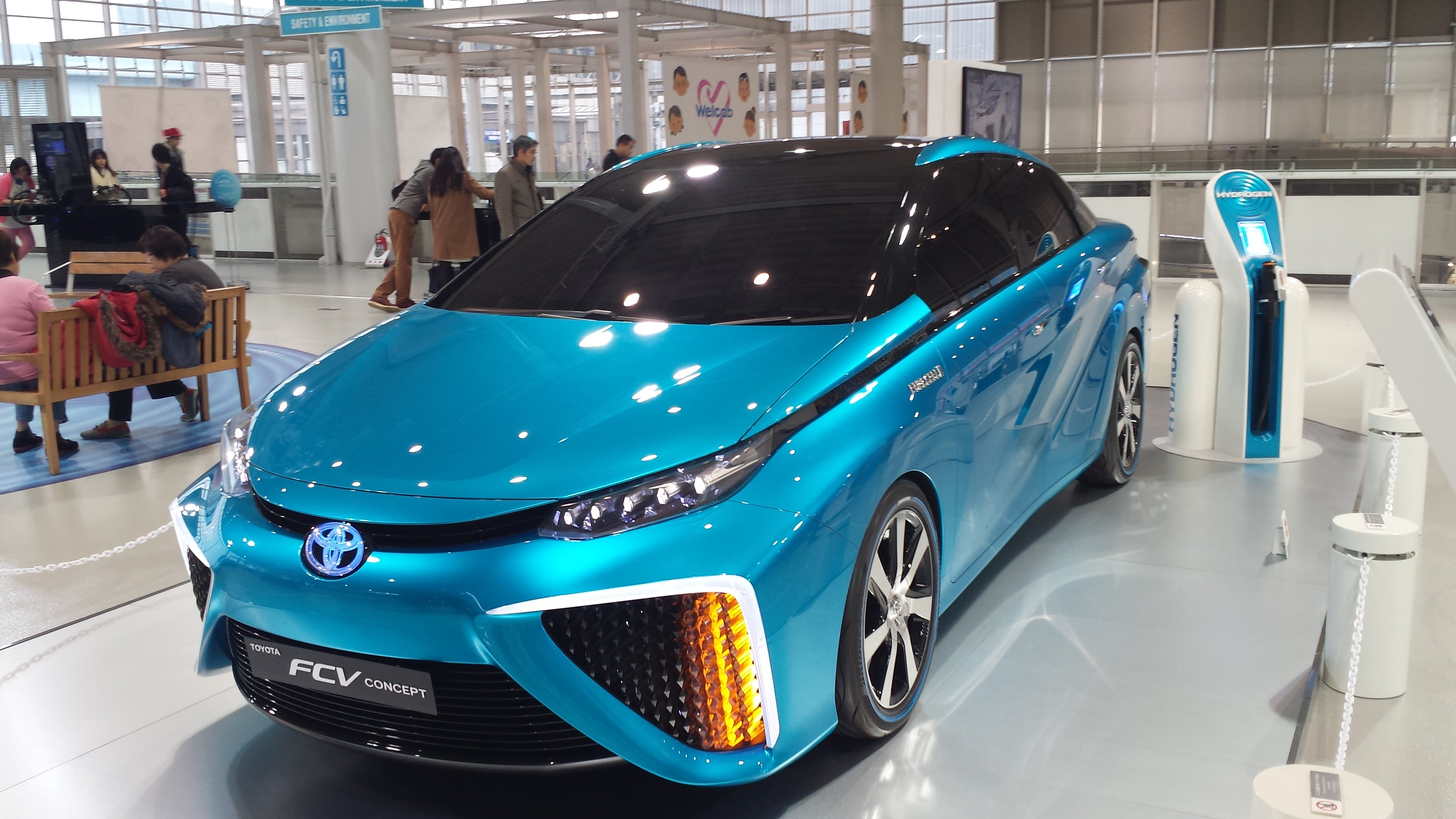 丰田花冠cro收音机正负极接线图