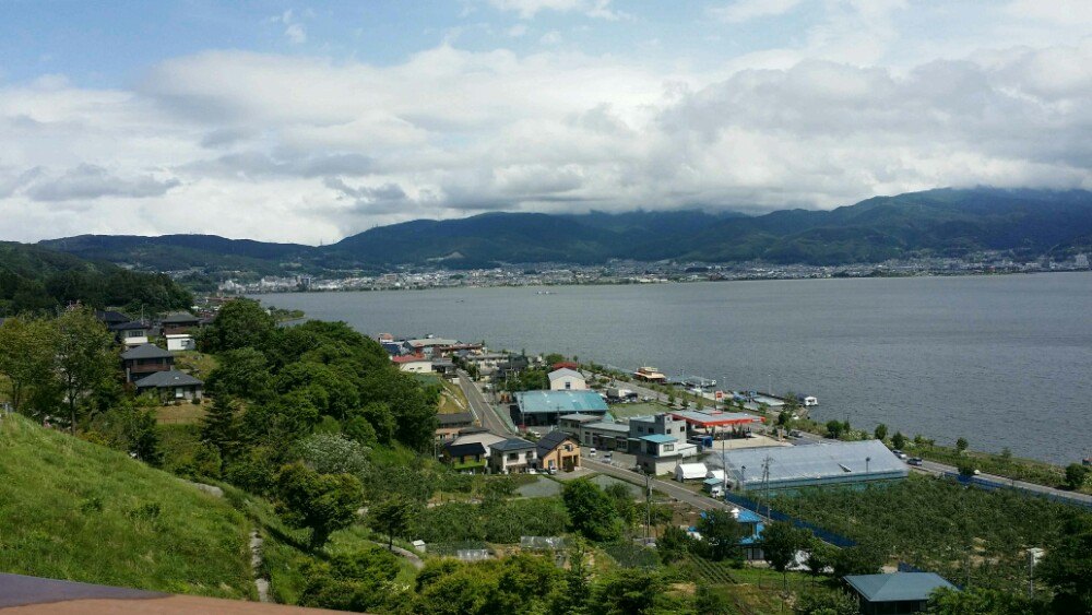 日本长野县诹访湖图片