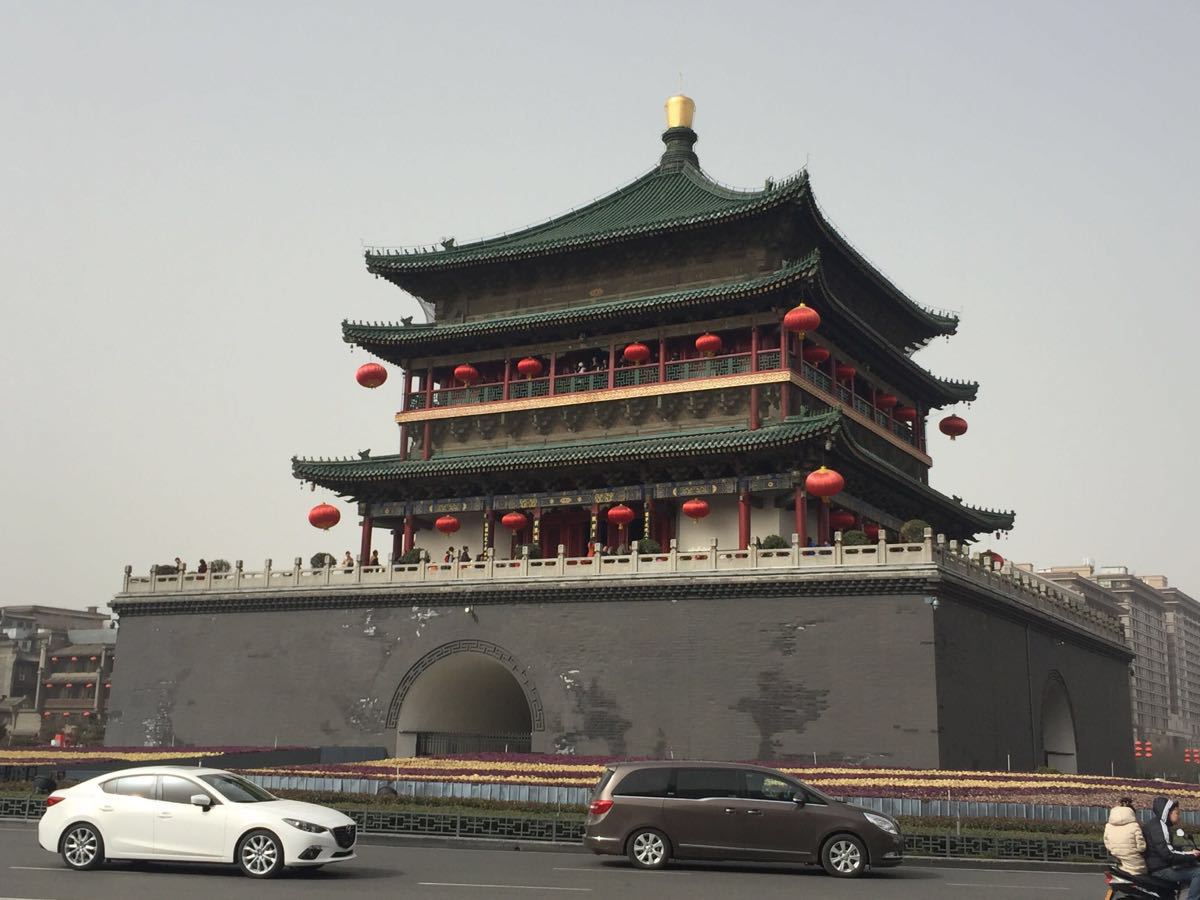 【携程攻略】陕西西安钟楼景点,西安的标志性建筑,必看之地,体验古城