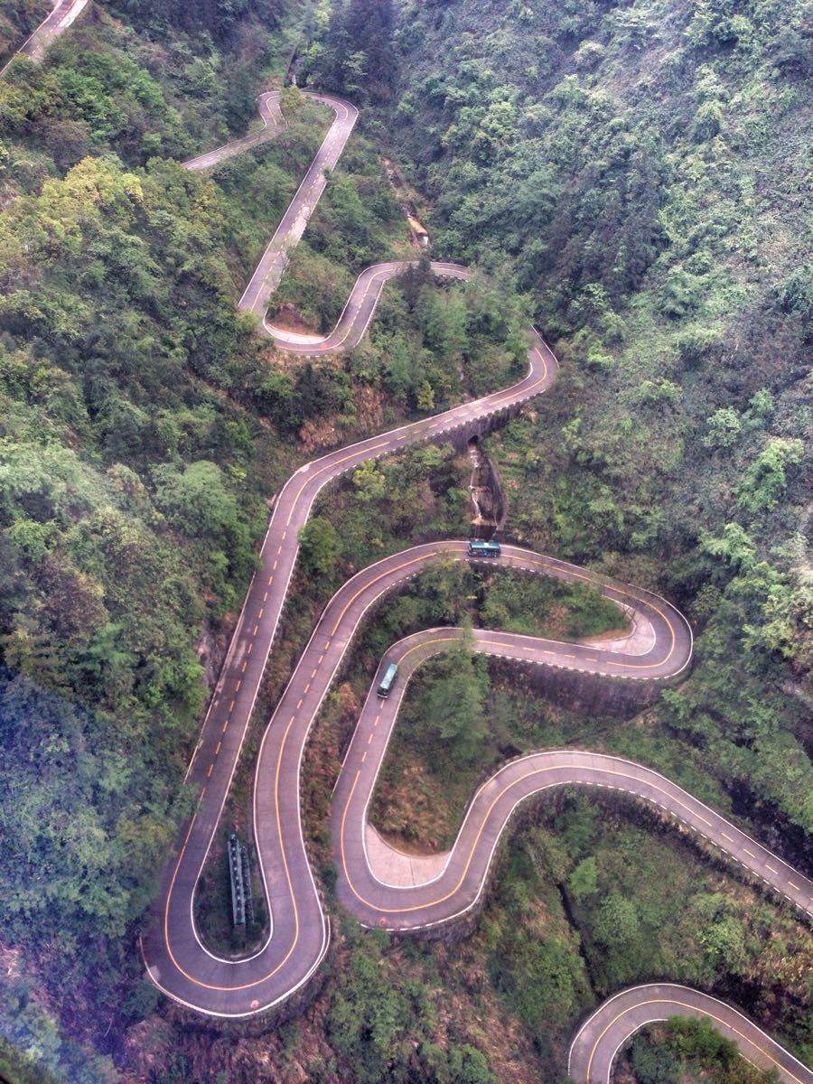 天门山通天大道