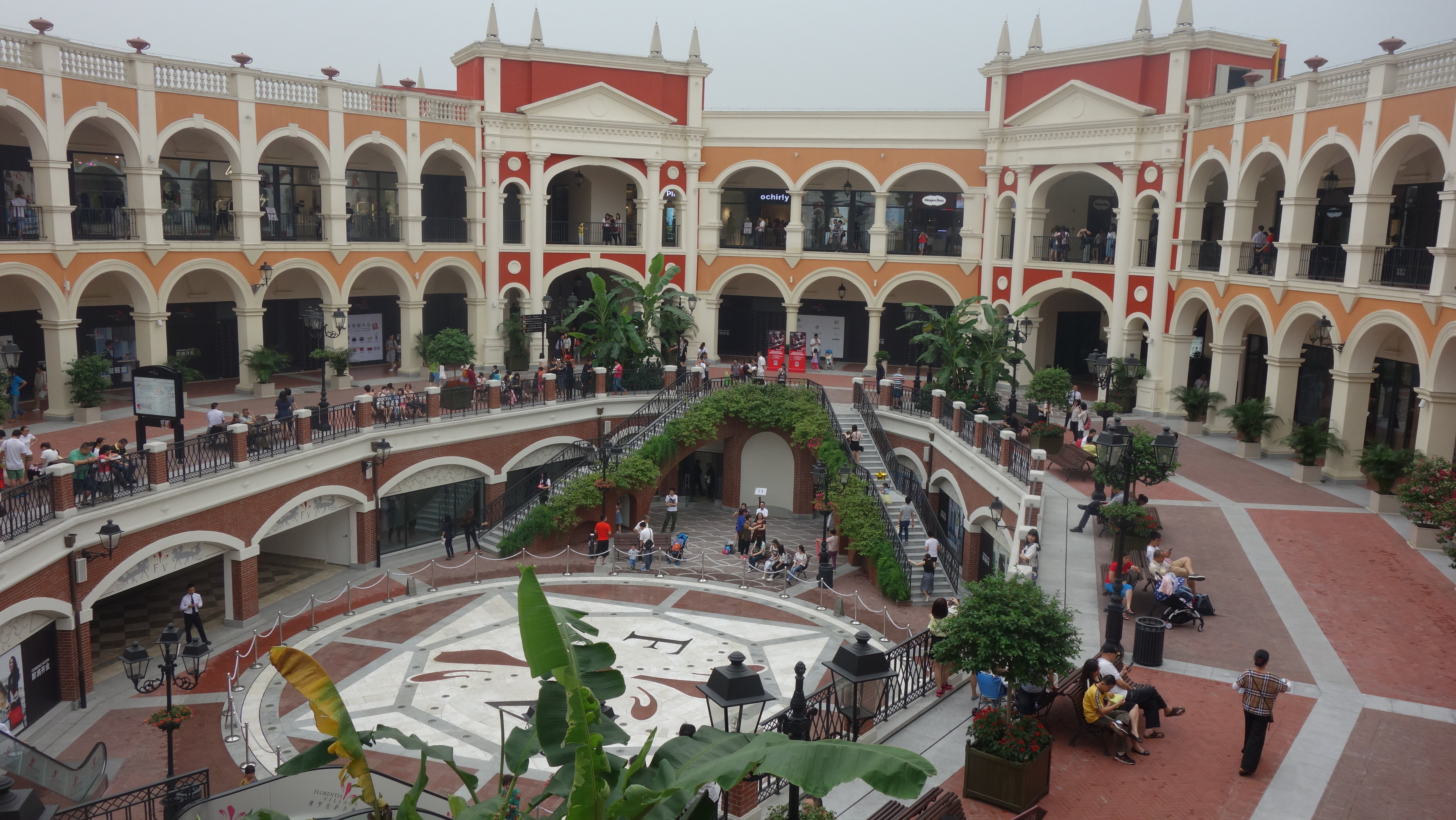 佛山佛罗伦萨小镇广佛名品奥特莱斯怎么样/如何去,佛罗伦萨小镇广佛