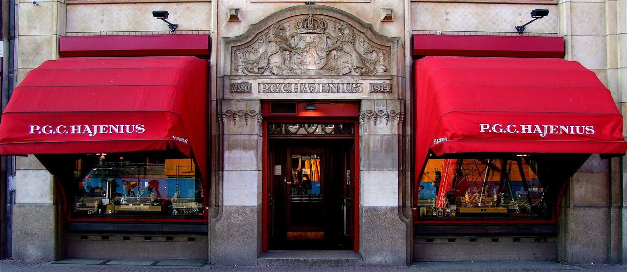 electric ladyland - the first museum of fluorescent art