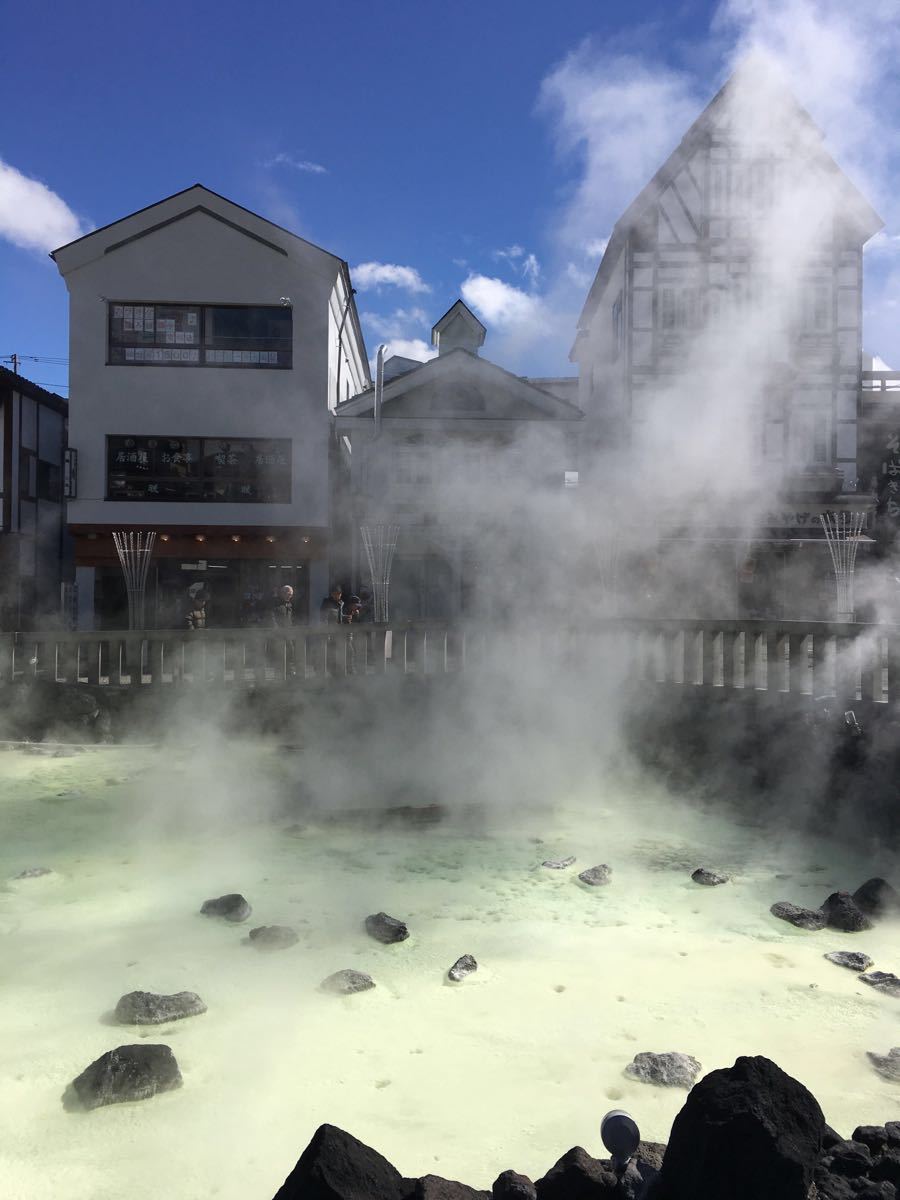 携程攻略 草津町草津温泉景点 草津温泉是日本著名的温泉之乡之一 一来到这个町一股硫磺味闻鼻而来