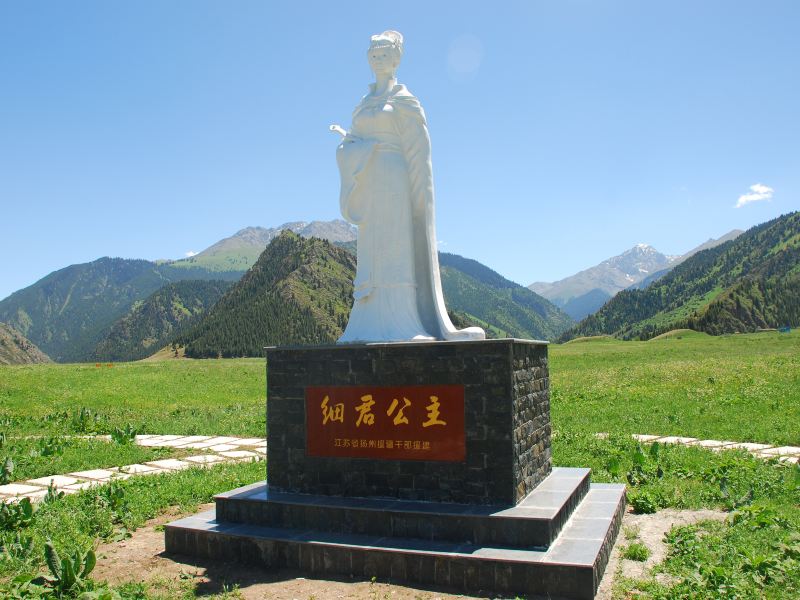 伊犁细君公主墓攻略-细君公主墓门票价格多少钱-团购票价预定优惠-景