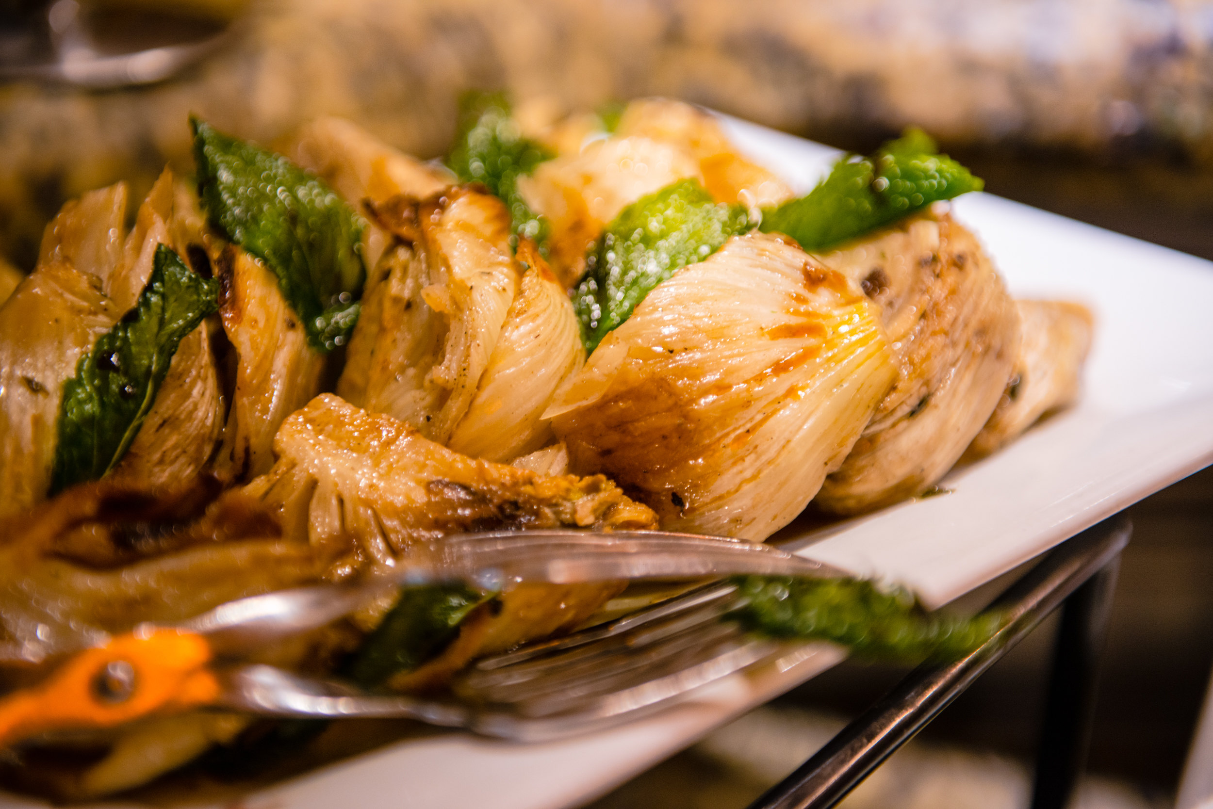 只有八星级皇宫的三分之一的价格,却可以吃遍阿拉伯的特色美食