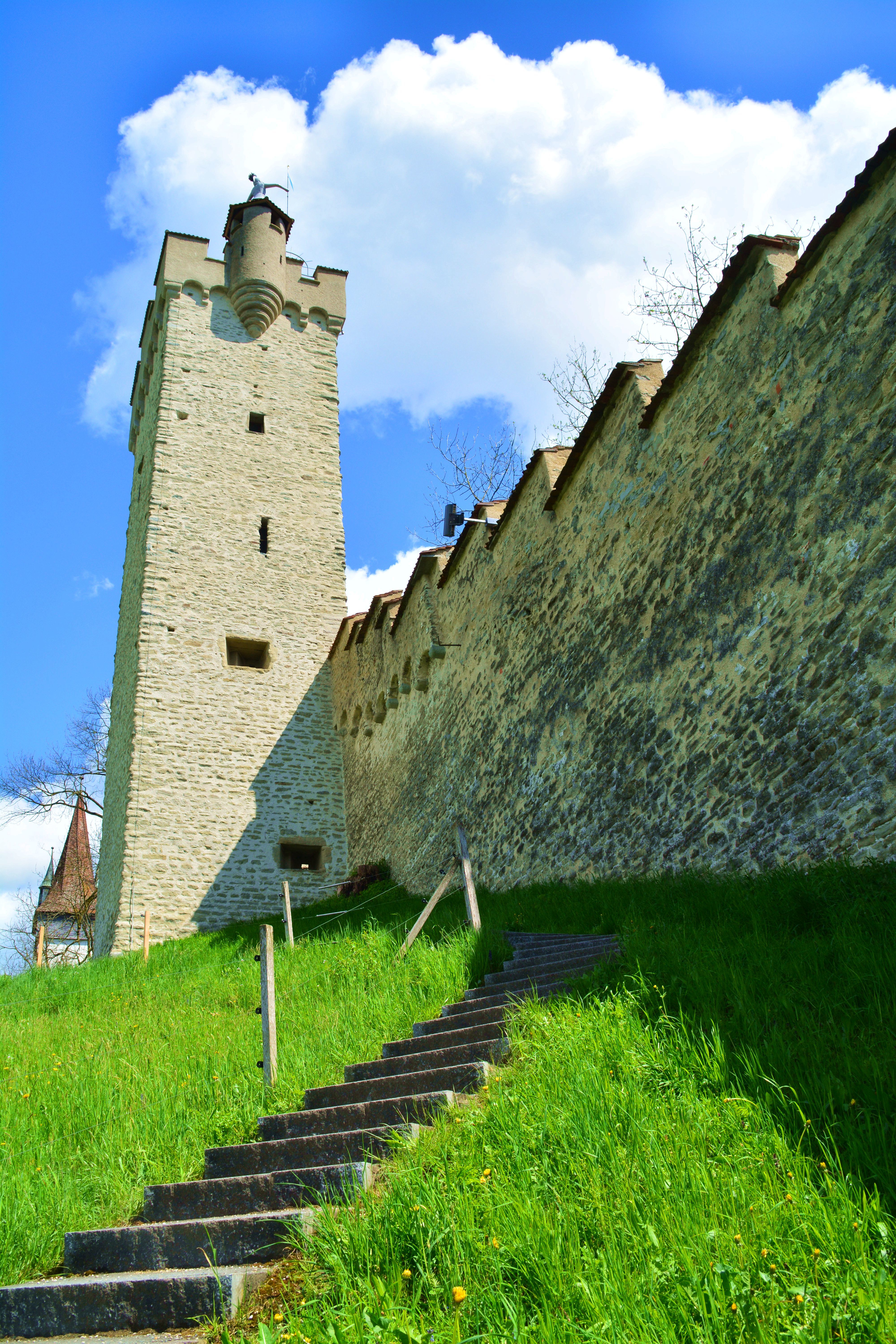 穆塞格城墙是瑞士保存最为完好,最长的防御性城墙之一