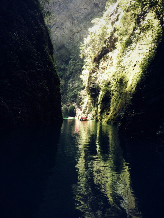 CggYs1cnEZuAZN-EAAKLytTyPUc304_R_640_10000_Q90.jpg?proc=autoorient