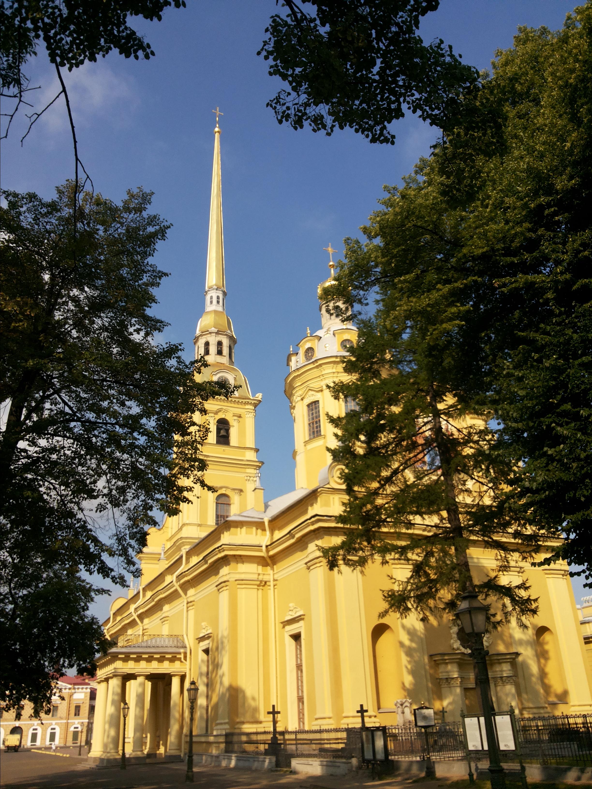 彼得堡罗教堂图片