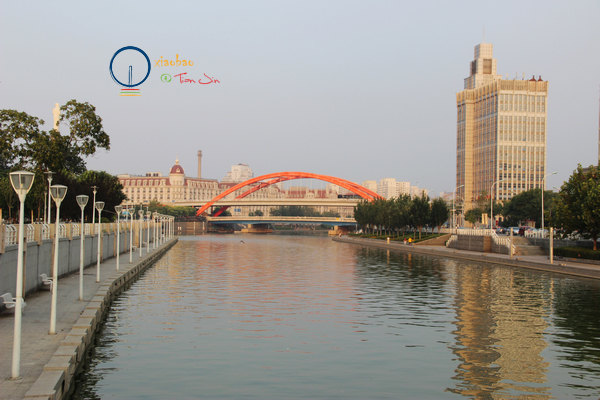 金刚桥.1903年建的老桥已被拆除,现为1996年建造的新桥.