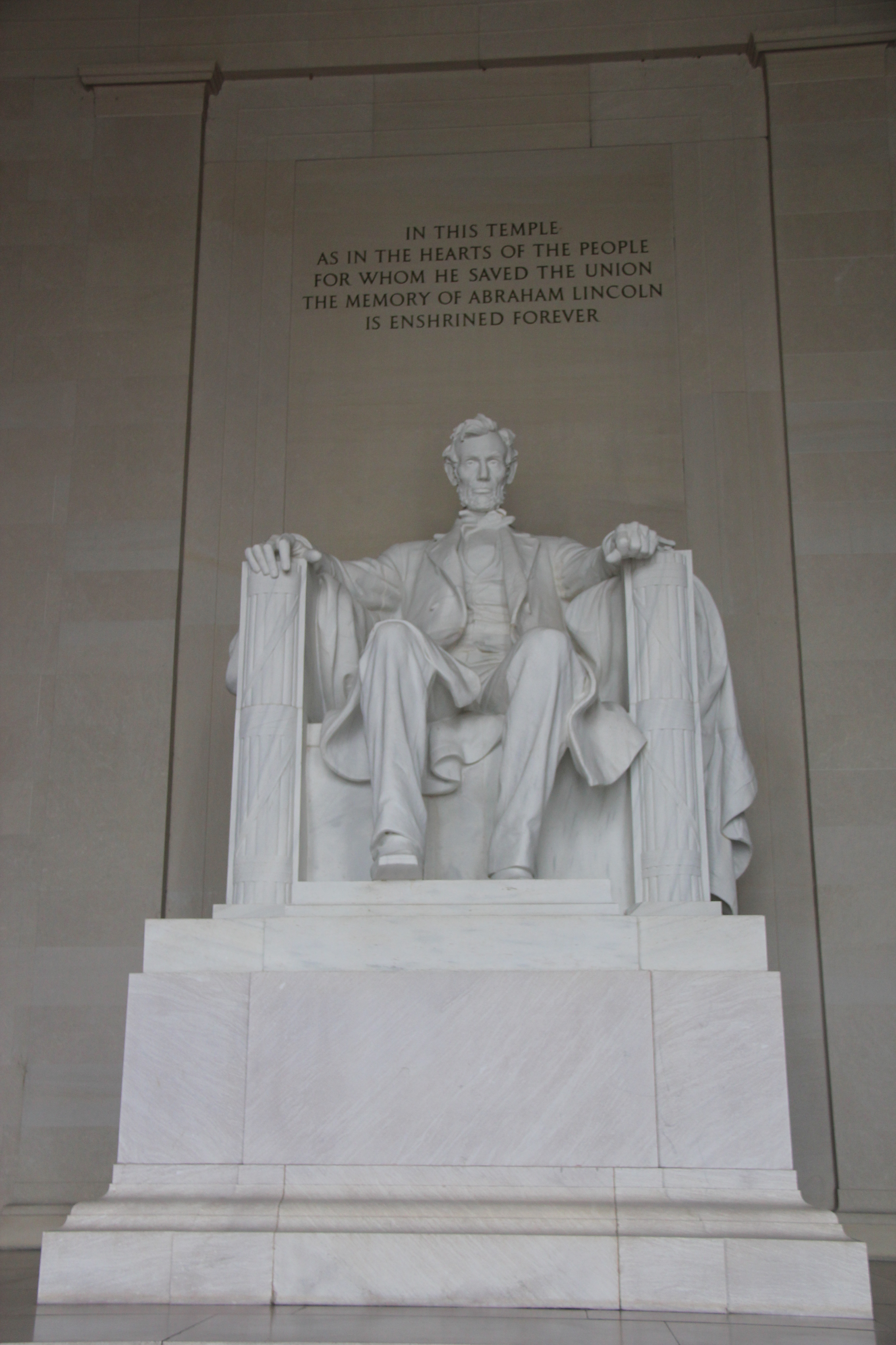 林肯雕像                                               林肯纪 