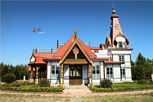 拍的一些"美人照",哈哈~取景地:白桦林和爱神雕塑园红房子 【摄影景点