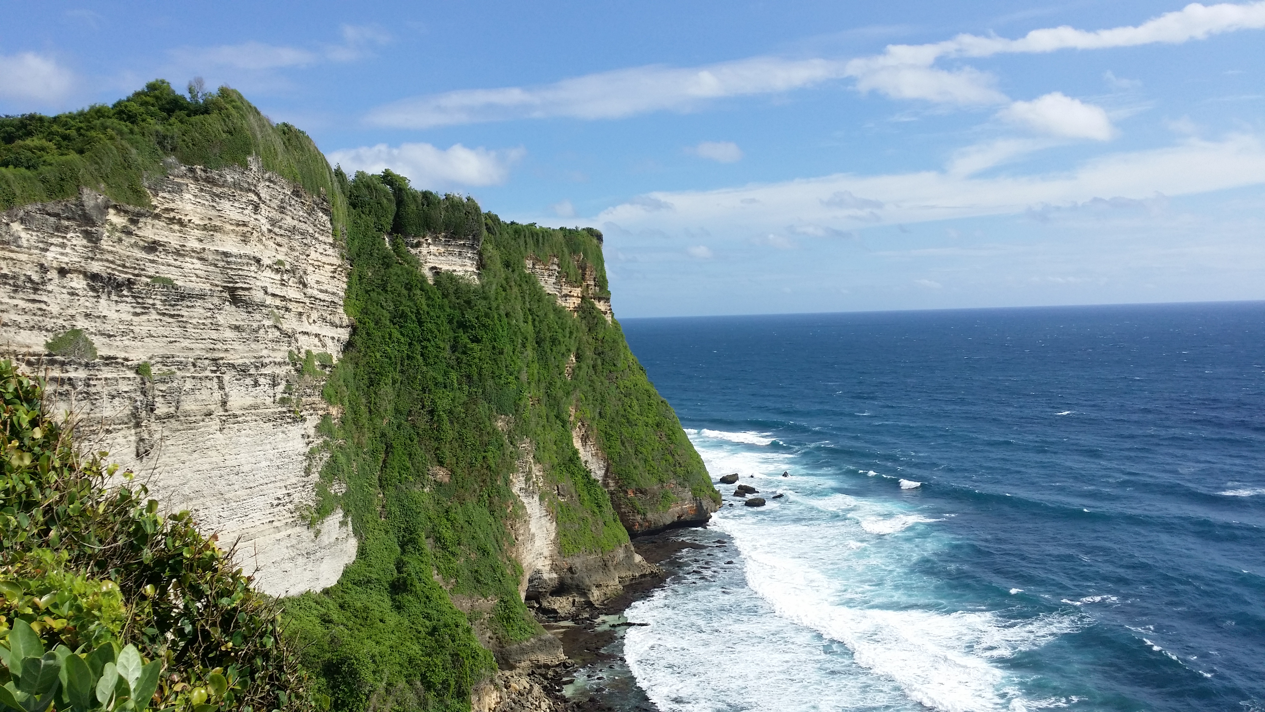 乌鲁瓦图断崖,巴厘岛乌鲁瓦图断崖攻略/地址/图片/门票【携程攻略】