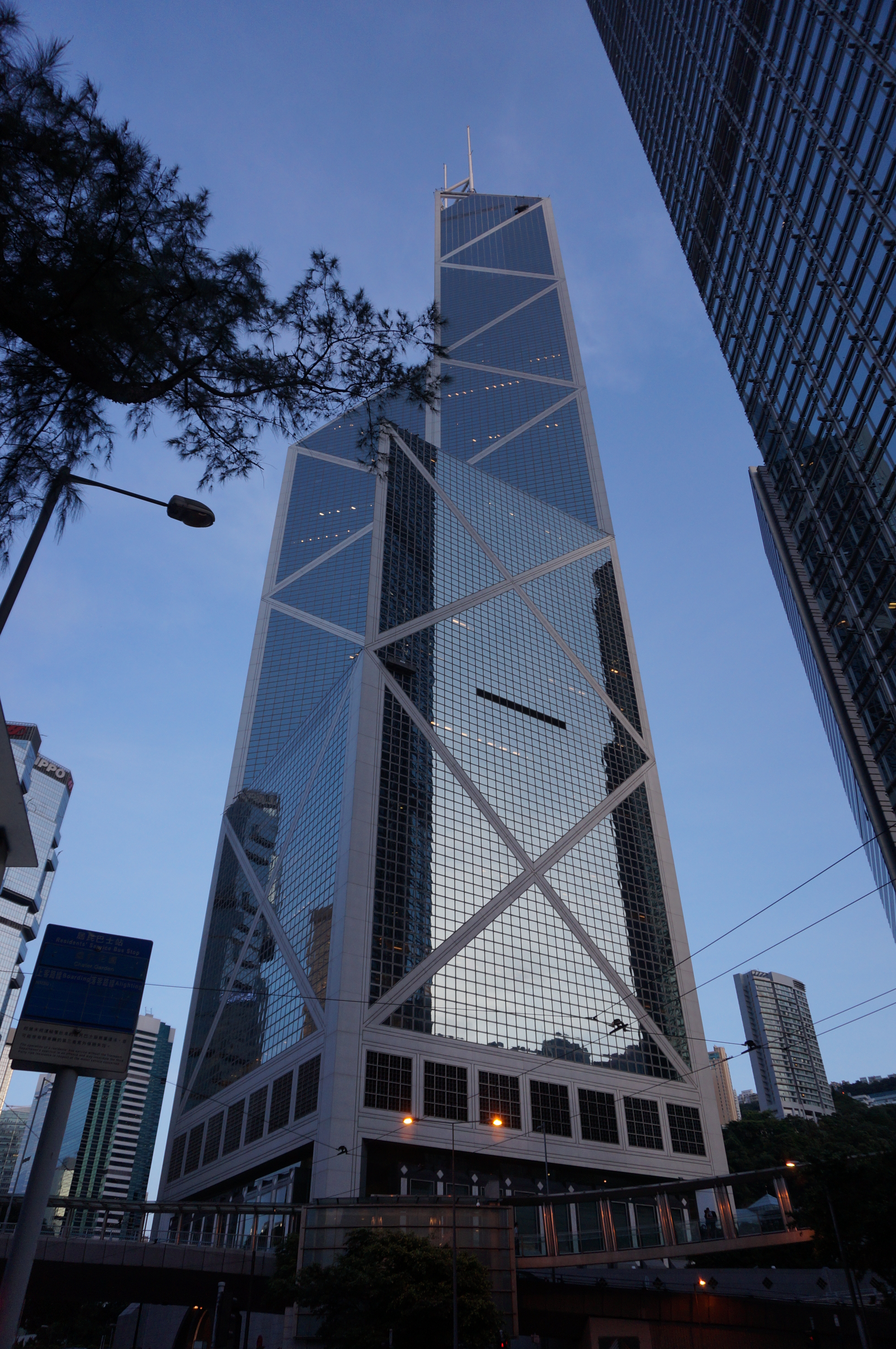 南京中银大厦图片