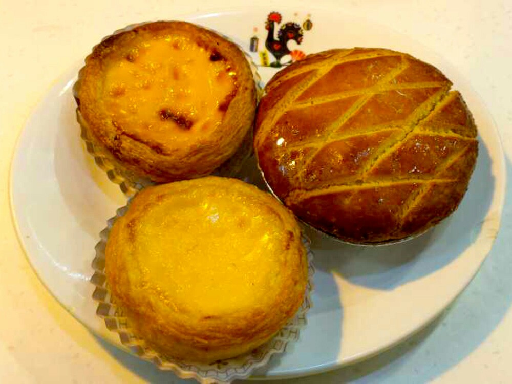 茶餐厅里最好吃的无非是,奶茶,鸡批和菠萝油了,这里更好吃.