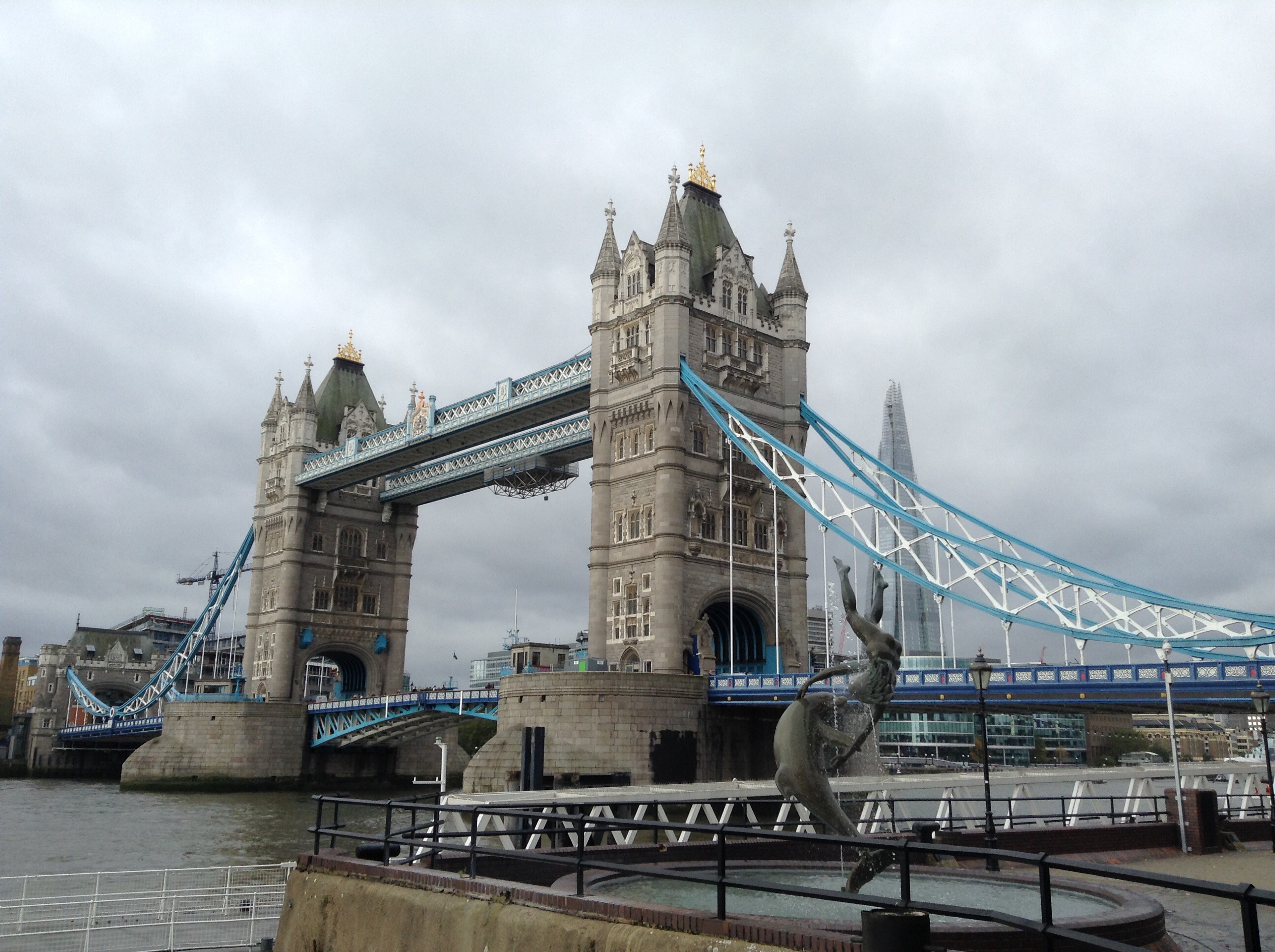 伦敦塔桥