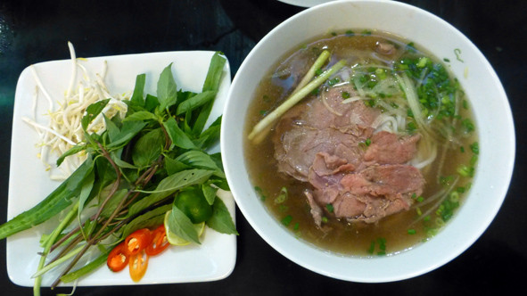 越南 河内和胡志明市 一日三餐有米线