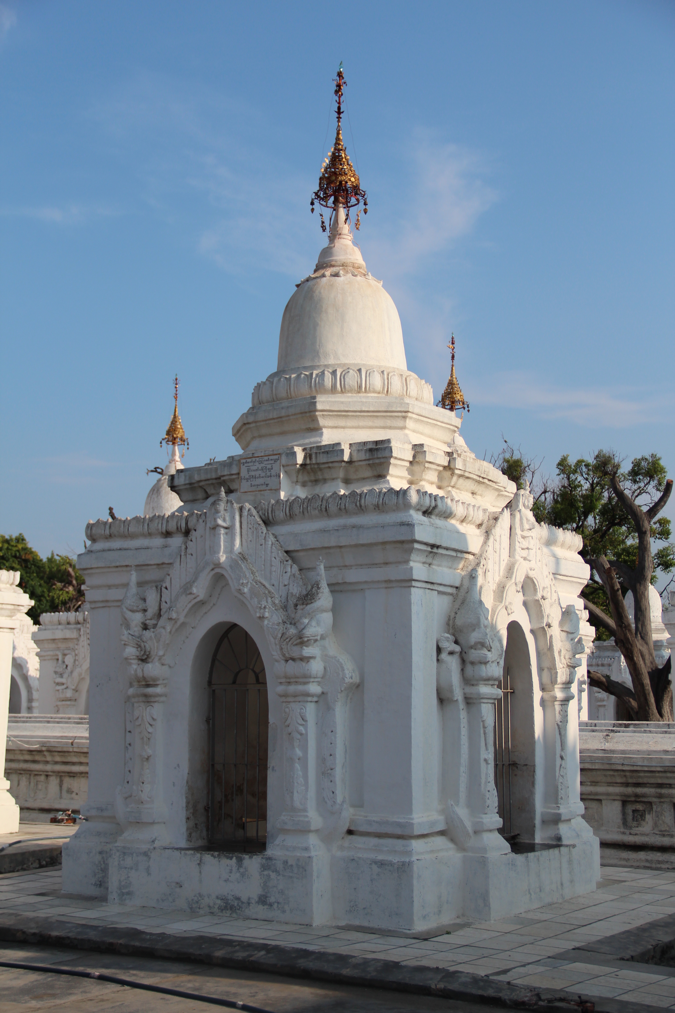 缅甸--情不知所起,一往而深.