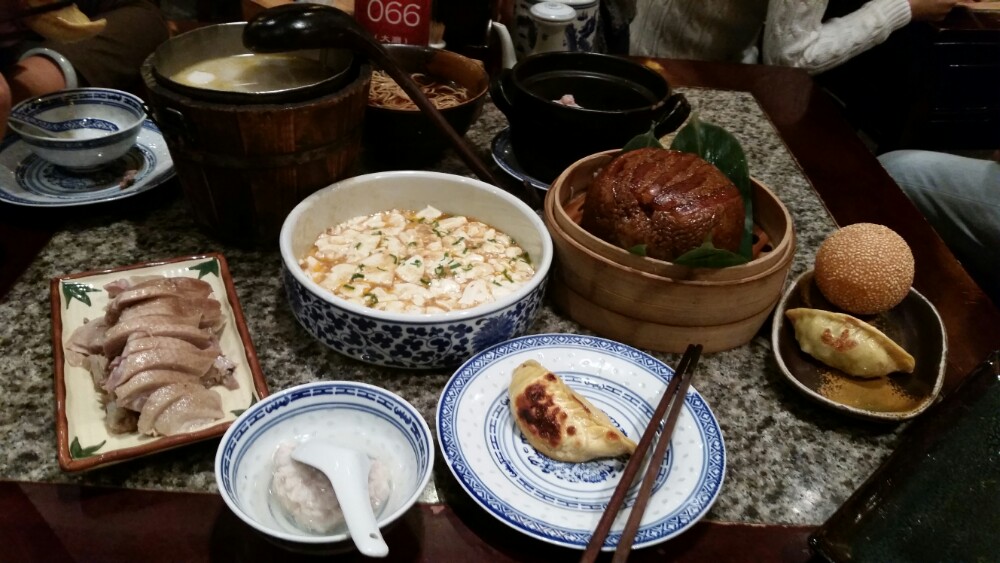 南京大牌档(中山陵店)味道怎麼样,环境/服务好不好