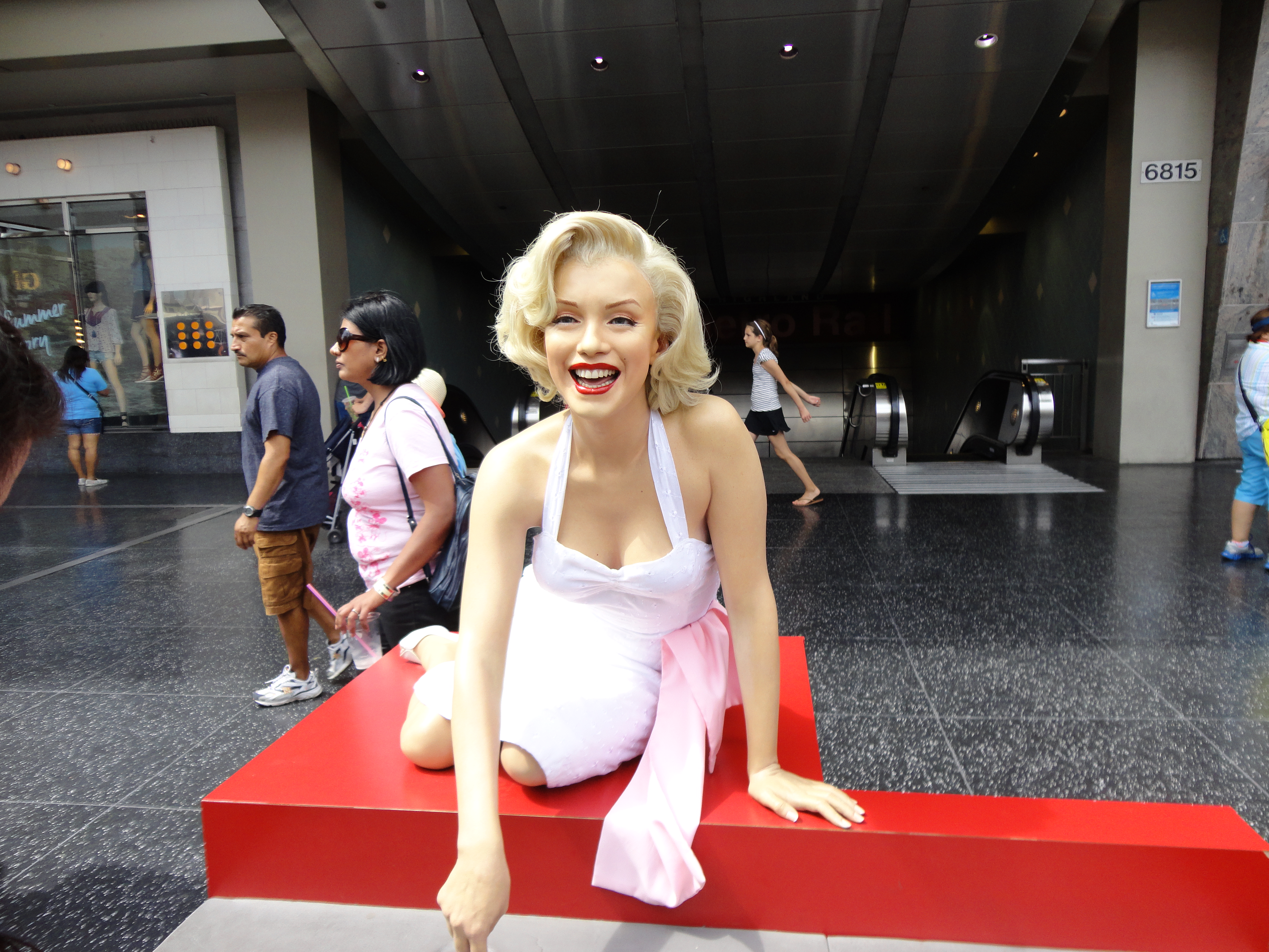 携程攻略 洛杉矶市好莱坞星光大道适合朋友出游旅游吗 好莱坞星光大道朋友出游景点推荐 点评