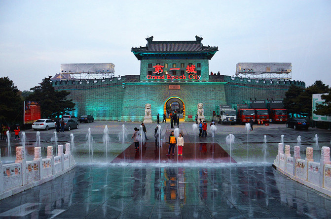 【加游站】【美图】美国职业摔角闪袭中国 巡