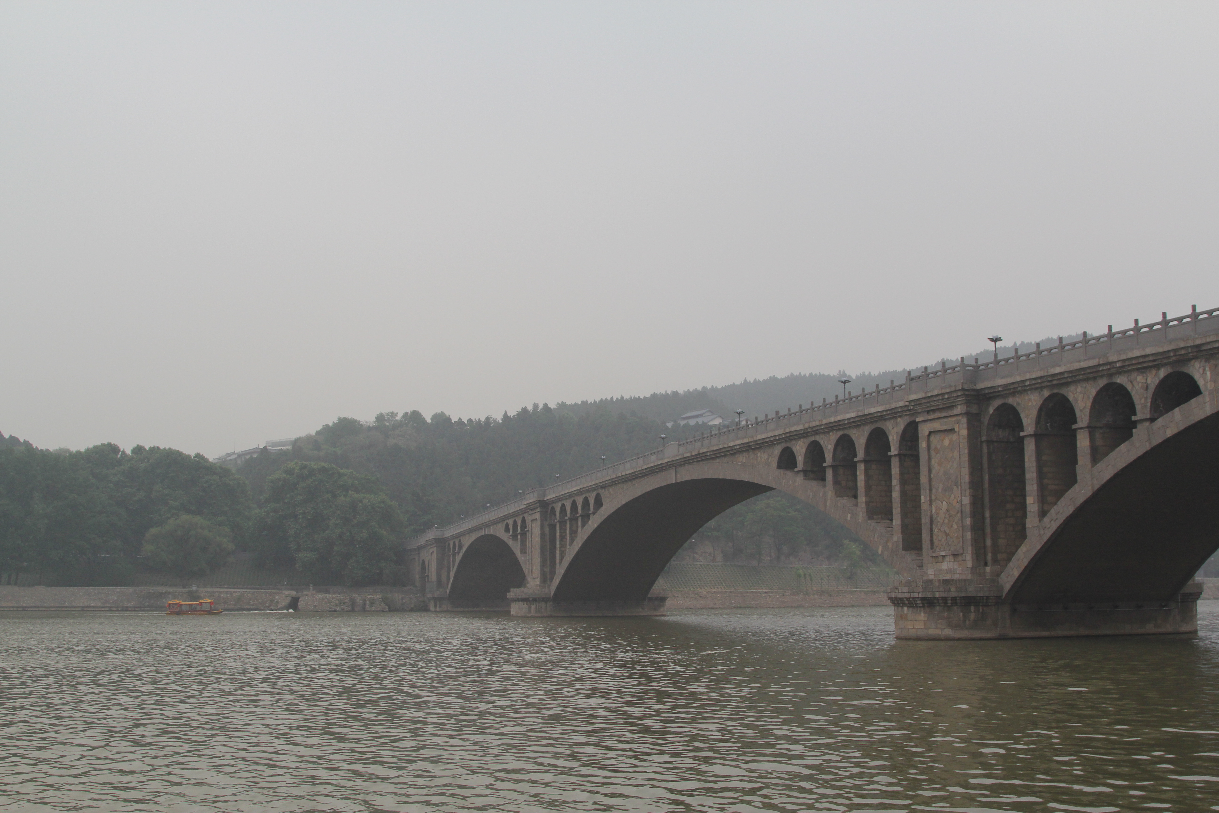 巫山龙门桥图片