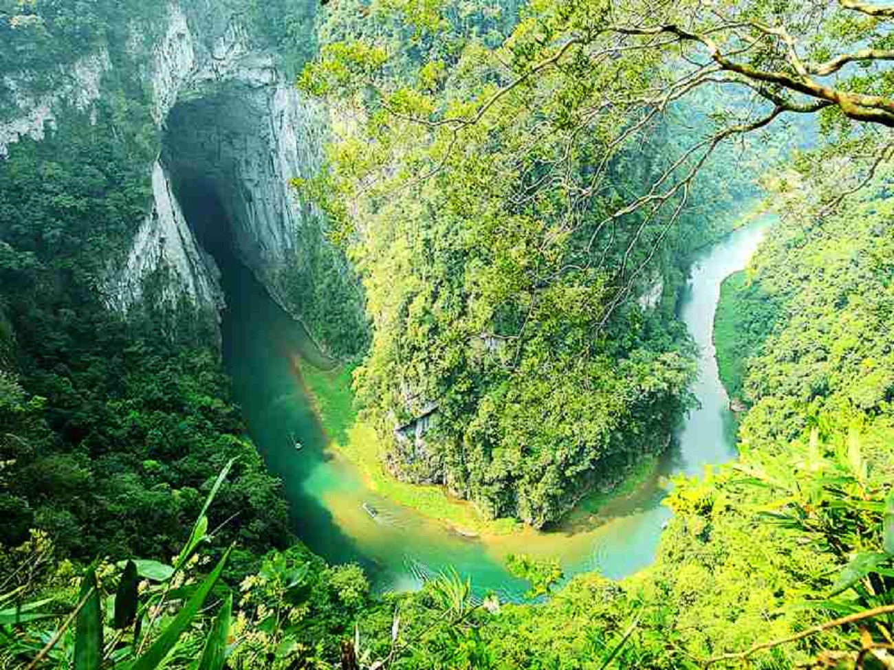 川洞河燕子湖景区