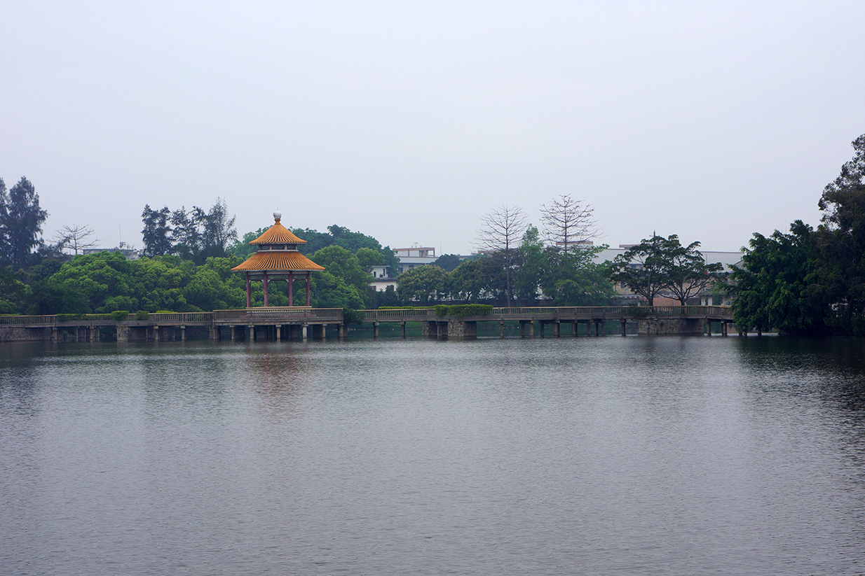 溶江西湖公園