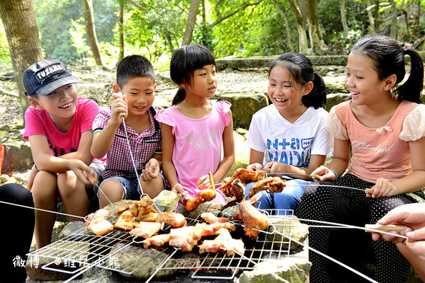 飘荡在森林浴中的亲子烧烤乐