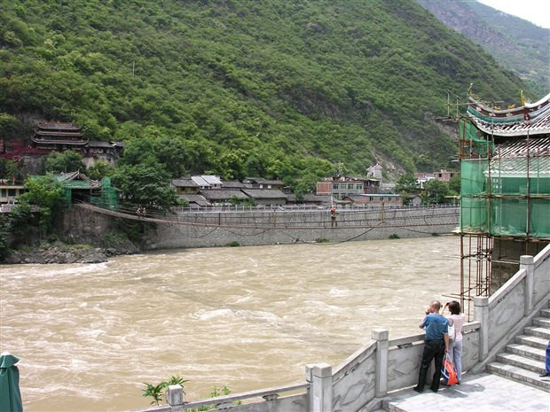 成都到泸定康定的颠簸一日