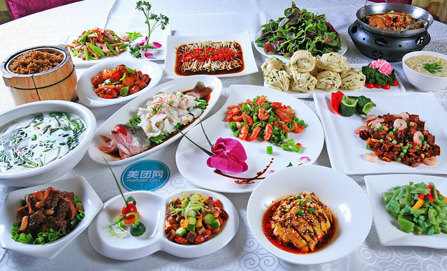 金龙潭大饭店餐厅图片