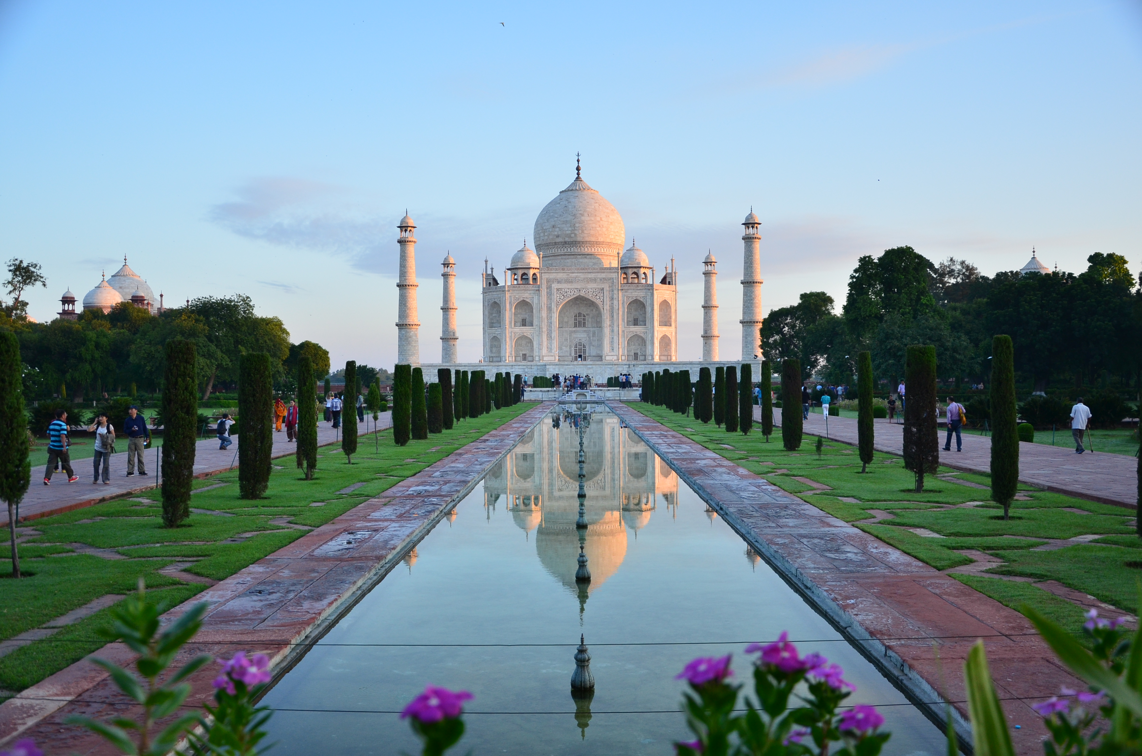 请问印度什麼季节适宜旅游?